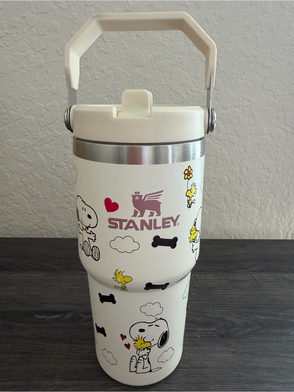 Stanley Snoopy Woodstock 20oz IceFlow Flip Straw Tumbler Cream w/ Box